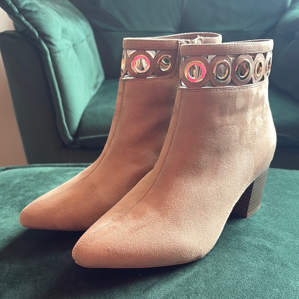 Cato Tan Ankle Boots with Pointed Toe and Decorative Studs - Picture 1 of 10
